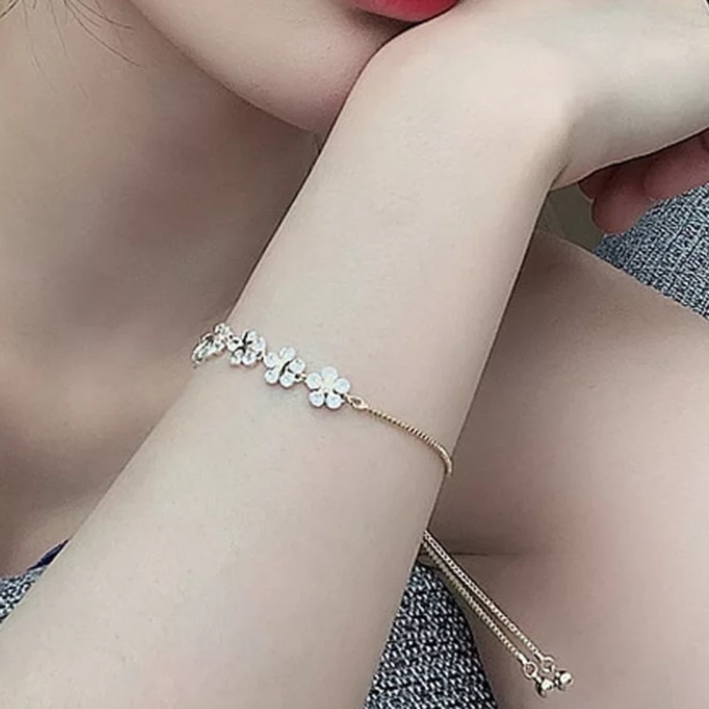 Floral Cubic Zirconia Star Gold Filled Bracel - Picture 2 of 2